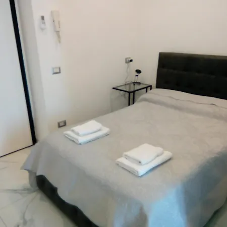 Apartament Certosa